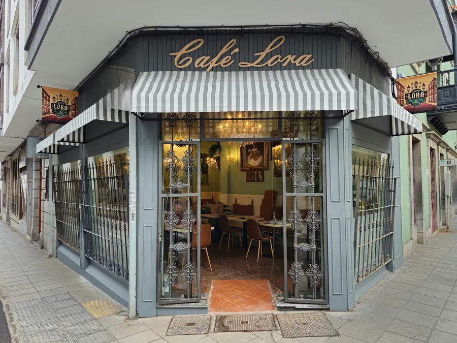 Cafe Lora — Las Palmas De Gran Canaria
