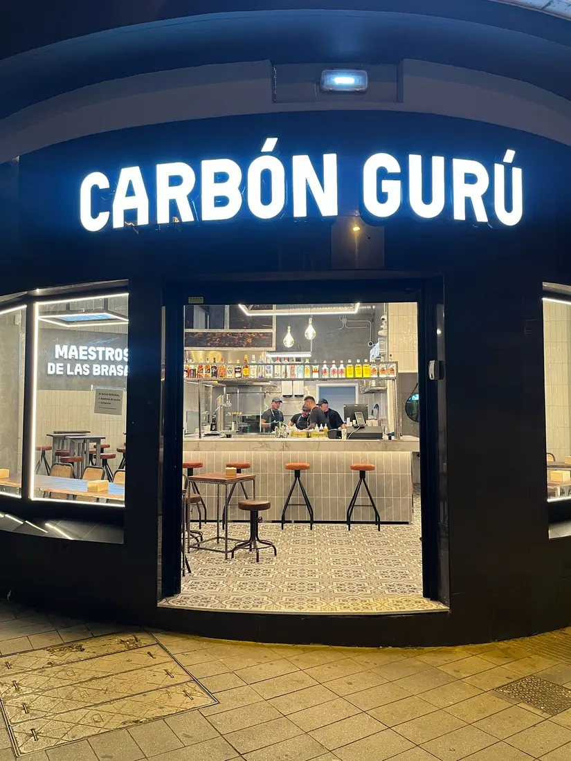 Carbón Gurú — Las Palmas De Gran Canaria