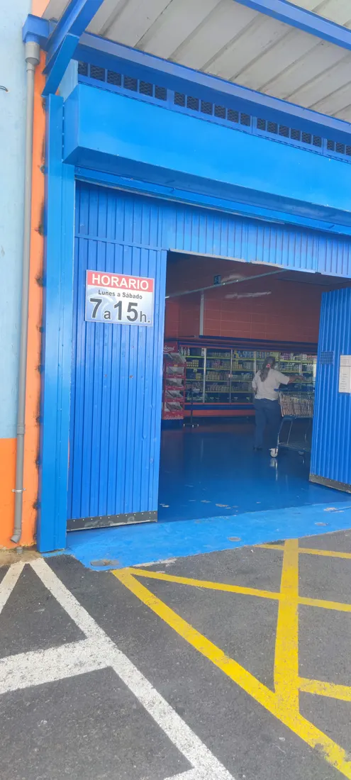 Comercial Jesuman Cash & Carry — La Laguna