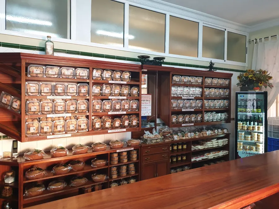 Dulceria Artesanal Gomera — La Laguna