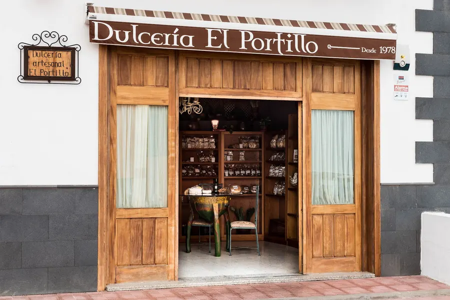 Dulceria El Portillo — San Miguel