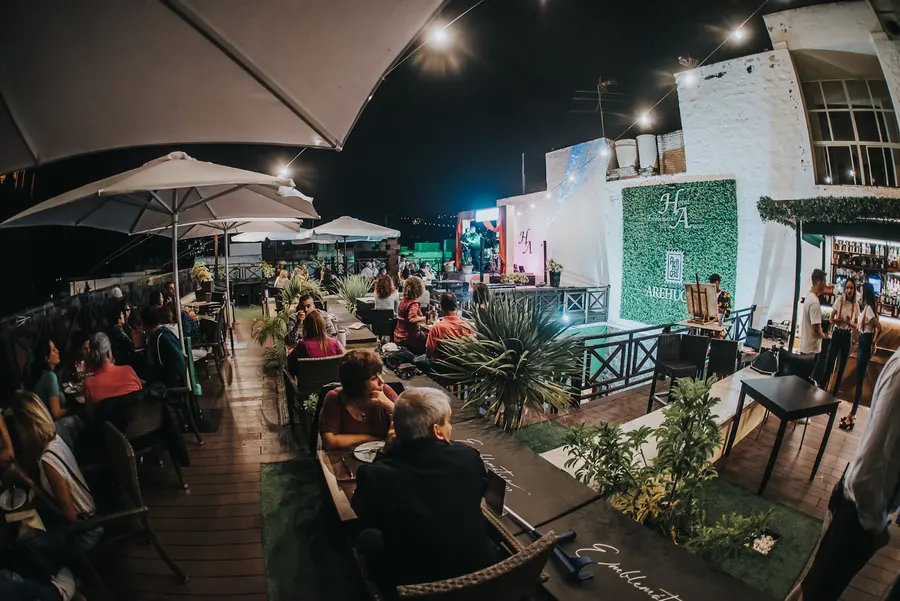 Emblematica Rooftop — Arucas