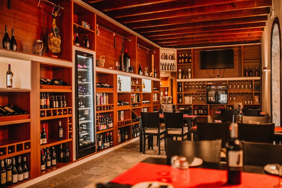 Entre Duelas Y Tapas — Arucas