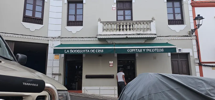 La Bodeguita De Cris — Moya