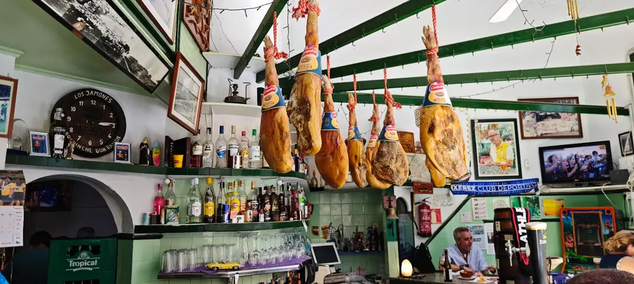 Los Jamones La Isleta — Las Palmas De Gran Canaria
