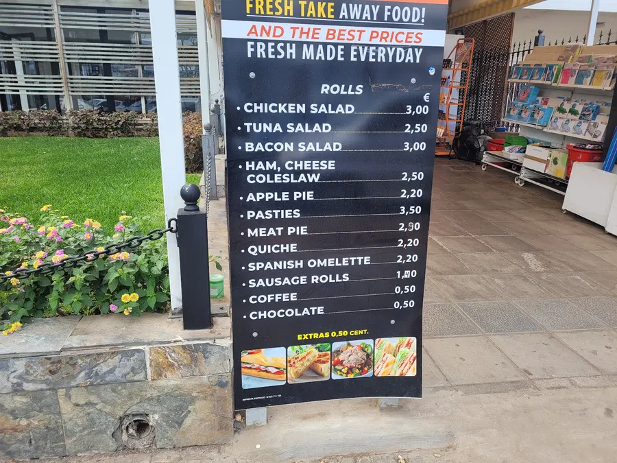 Minimarket Low Cost — Arona