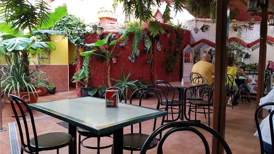 Los Paraguitas — Galdar