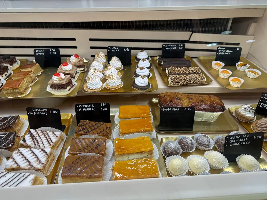 Pasteleria Lopez Echeto — La Laguna