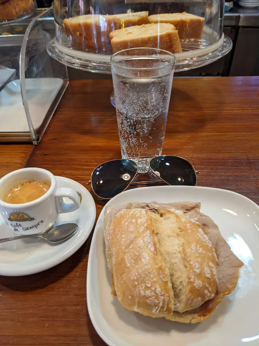 Piscolabis La Tacita — Las Palmas De Gran Canaria