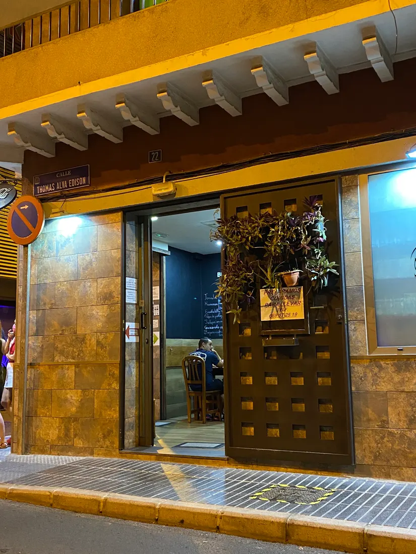 Q'Damos Aquí — Las Palmas De Gran Canaria