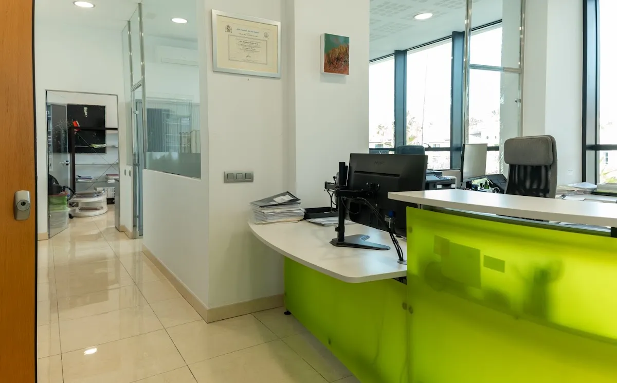 Santiago Martín Abogados - Solicitors en Arona — foto 2