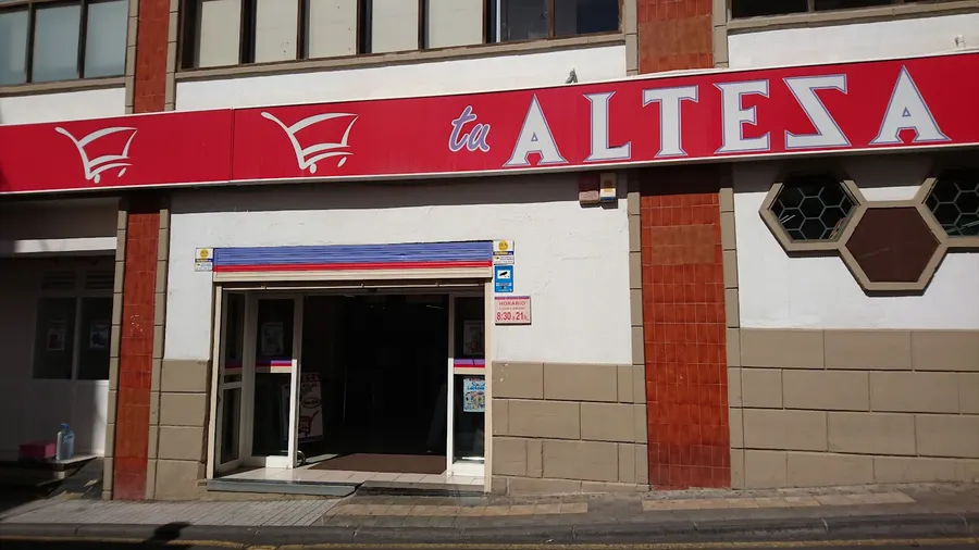 Supermercado Alteza — La Laguna