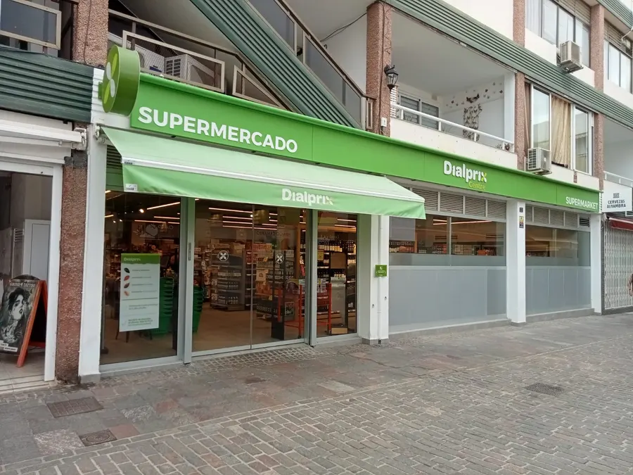 Supermercado Dialprix Centre Juan XXIII — Arona