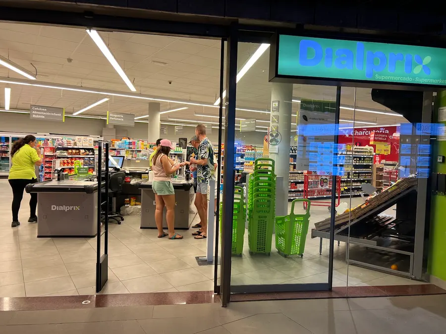 Supermercado Dialprix La Tejita — Granadilla de Abona