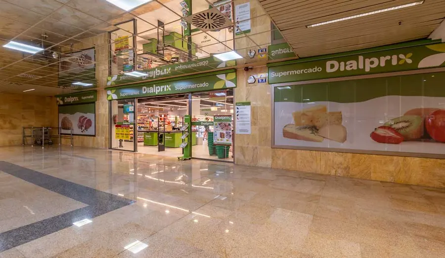 Supermercado Dialprix Pasarella — Arona