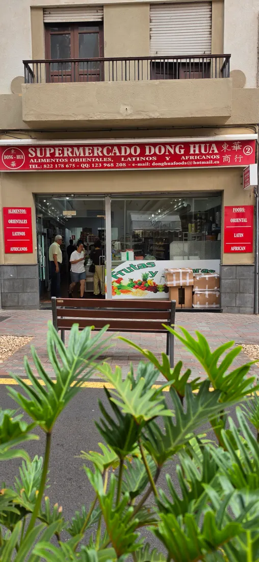 Supermercado Dong Hua — Santa Cruz de Tenerife