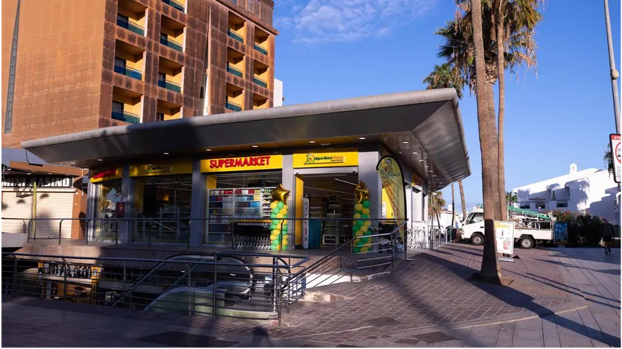 Supermercado Hiperdino Express — Adeje
