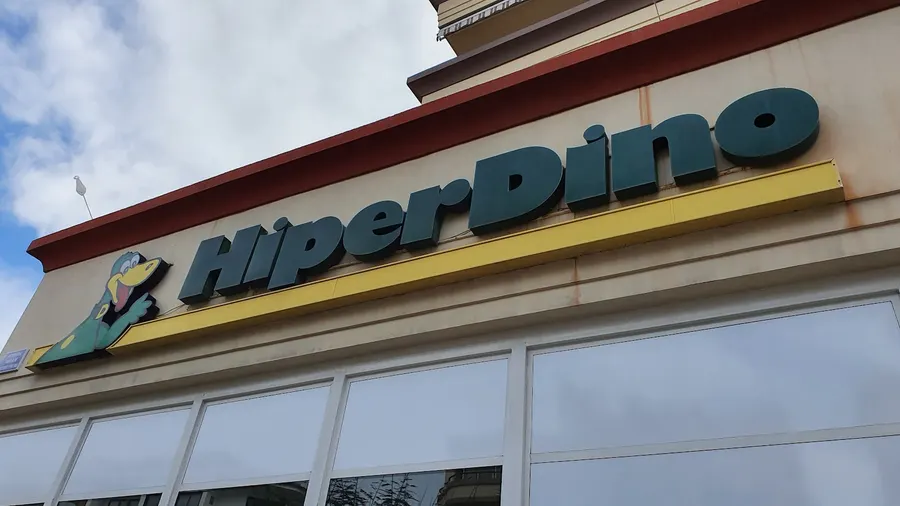 Supermercado Hiperdino Picasso — Puerto de la Cruz