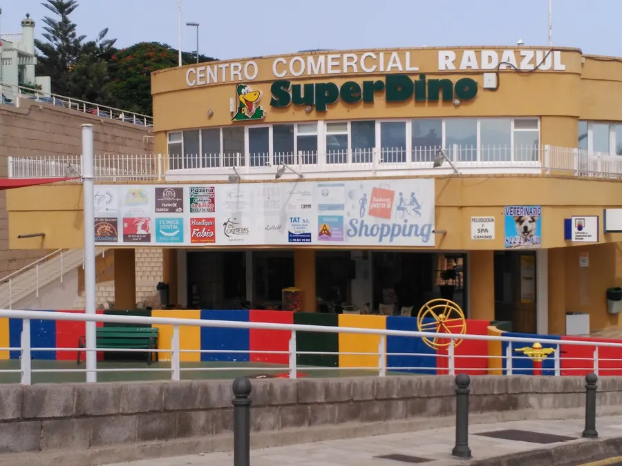 Supermercado Hiperdino Radazul — El Rosario