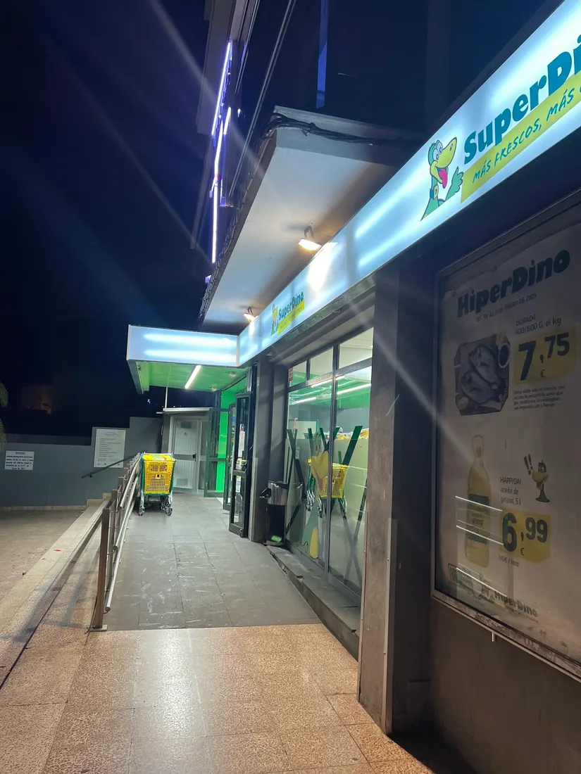 Supermercado Hiperdino Tejina — La Laguna