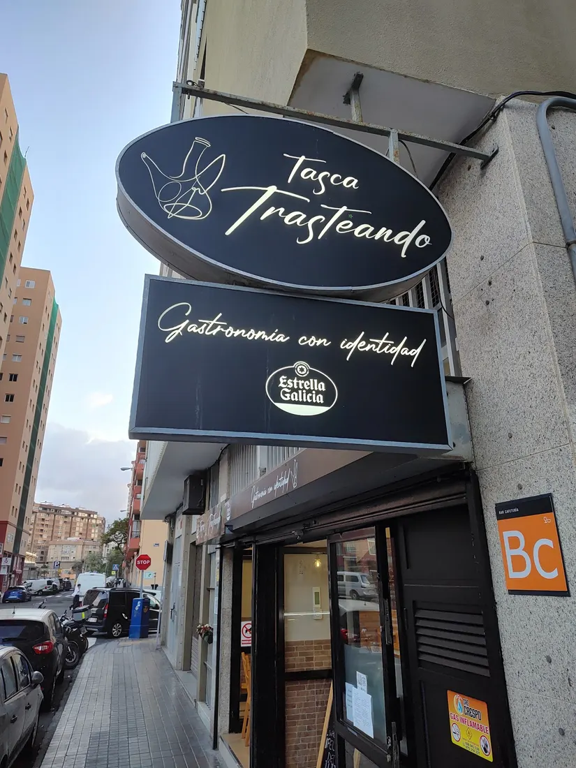 Tasca Trasteando — Las Palmas De Gran Canaria